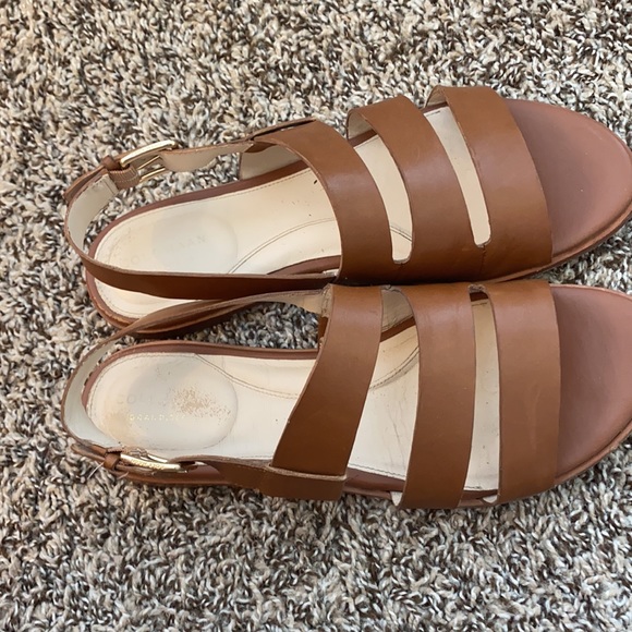 Cole Han Sandals - Picture 7 of 7